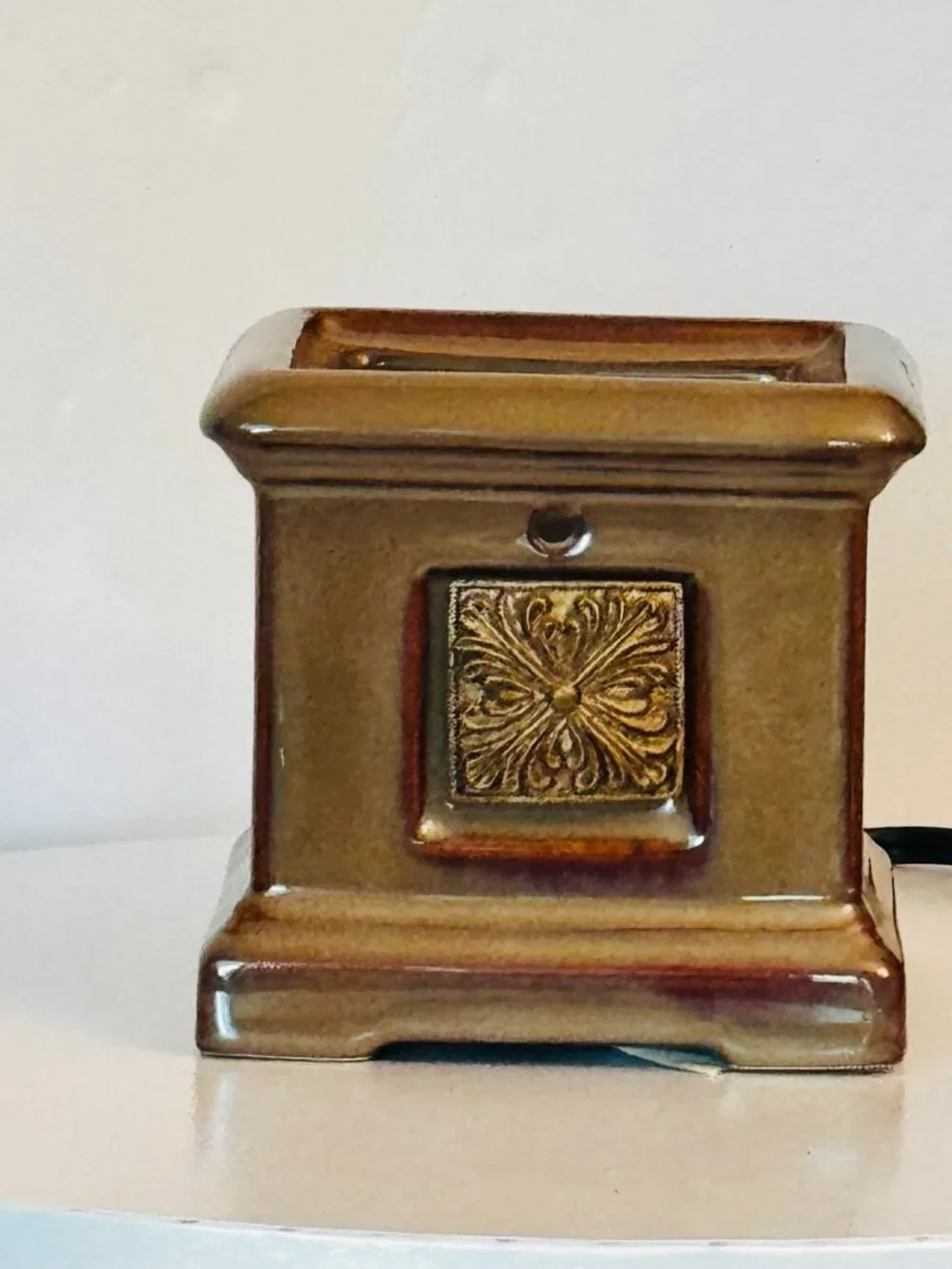 Decorative Brown Green Ceramic Wax Melter  Warmer Romanesque Electric Melting Di